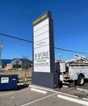 Pylon Signs pylon sign